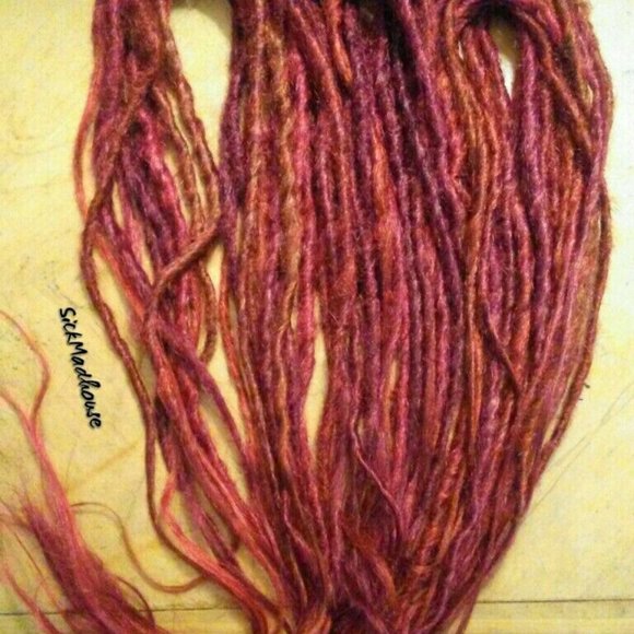 20 Shades of Reds DE Synthetic Dreads Dreadlocks - Picture 2 of 2